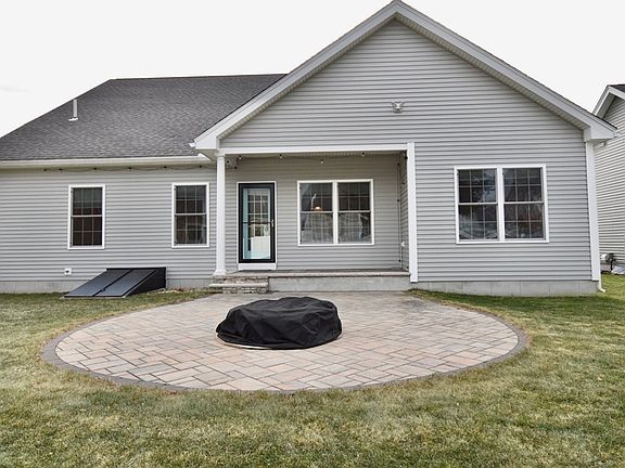 4th image of 73 Plummer Ave #73