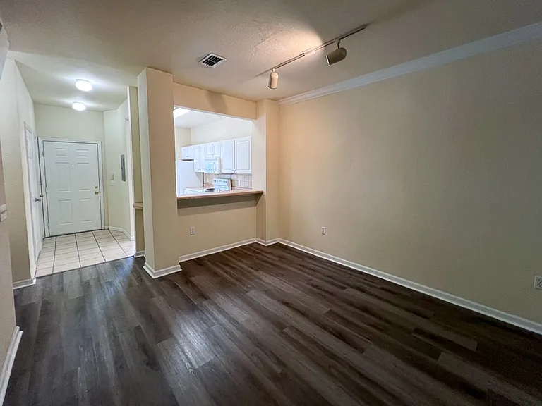 4886 NW 46th Pl #106 — Photo 18