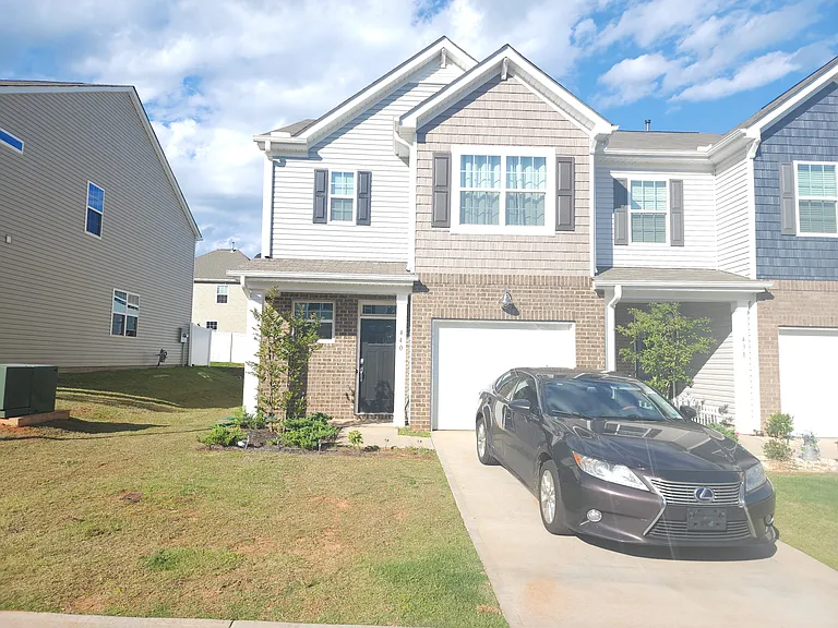 440 Bee Cove Way — Photo 1