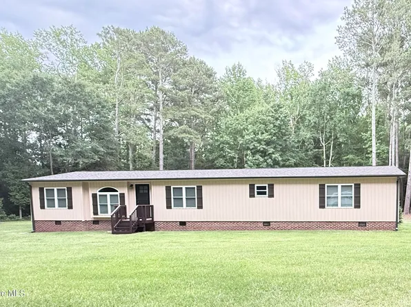 206 Tierra Lane, West End, NC 27376