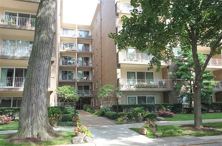 1st image of 411 Ashland Ave APT 5D