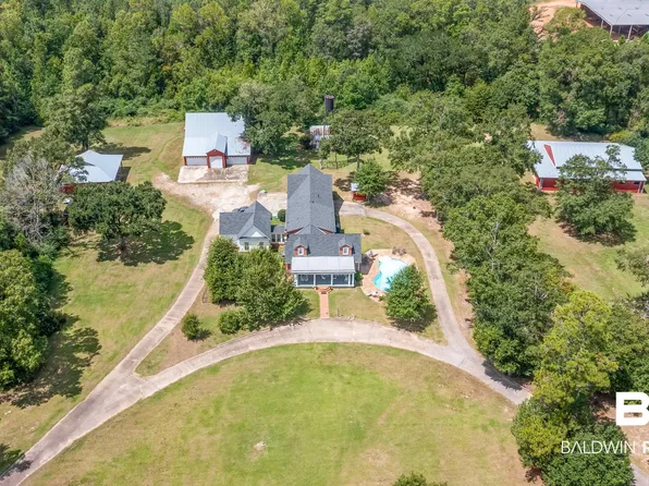 43199 Pine Grove Rd, Bay Minette, AL 36507