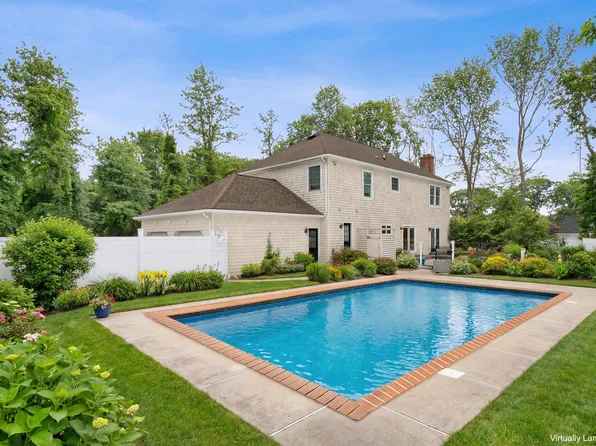 4476 Noyac Rd, Sag Harbor, NY 11963