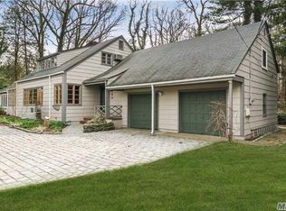 88 Laurel Hill Rd, Northport, NY 11768