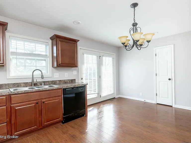 313 Stamper Ave — Photo 20
