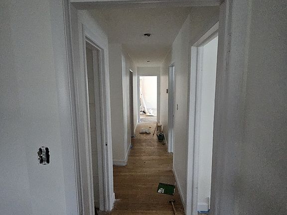 4th image of 1406 Peterson Ave