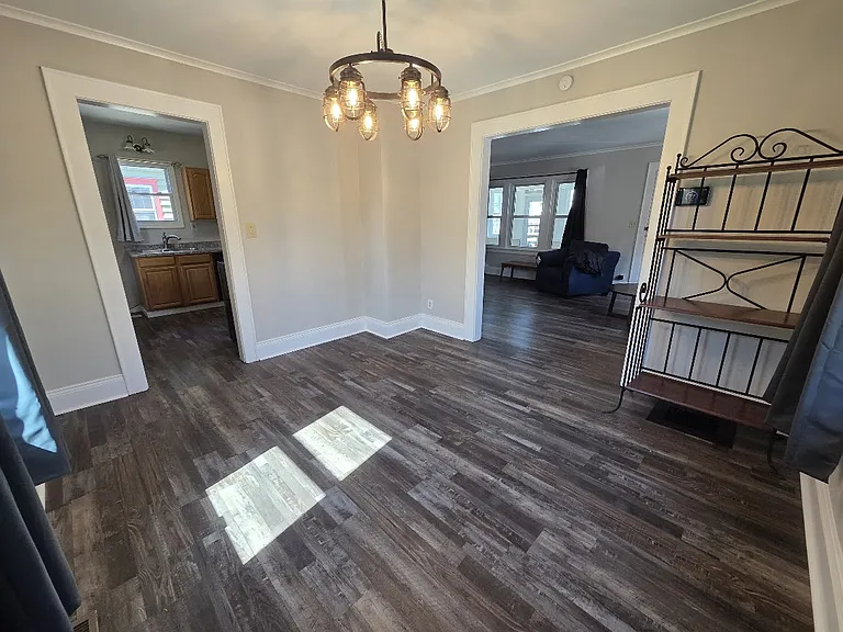 119 N Edwards Ave — Photo 8