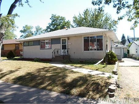 1st image of 1946 Nokomis Ave