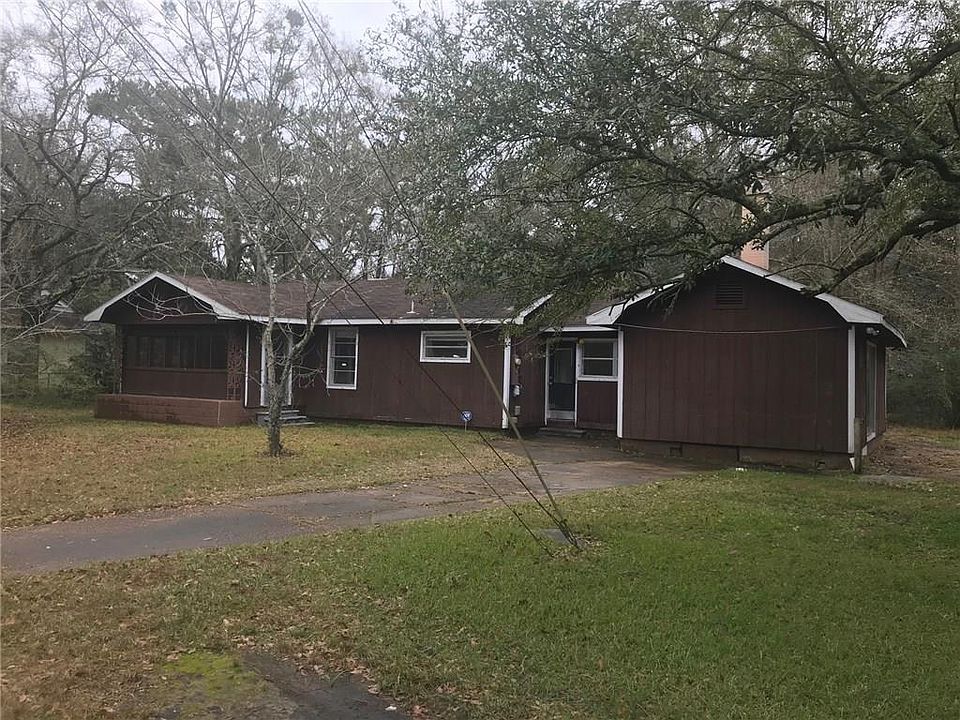 2nd image of 3113 Brill Cir