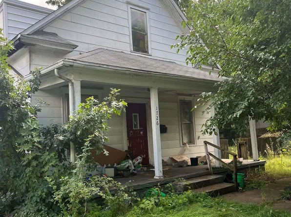 1726 Caroline St, South Bend, IN 46613