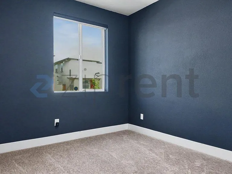 2272 Borealis Cir — Photo 35