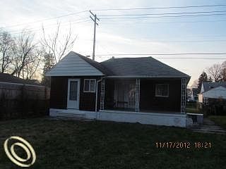1st image of 7701 Rosemont Ave