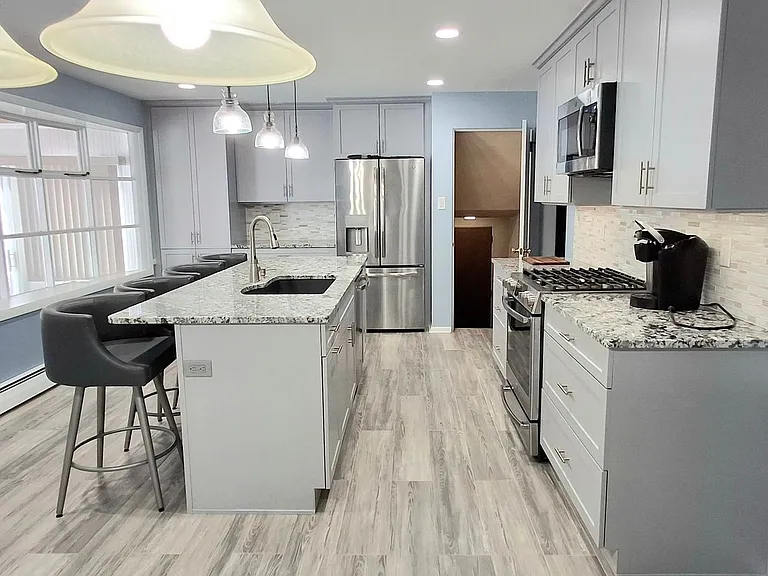 10 Carson Ln — Photo 10