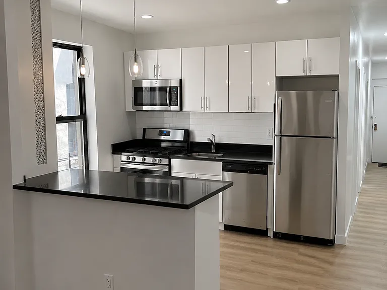 520 W 175th St #11 — Photo 1