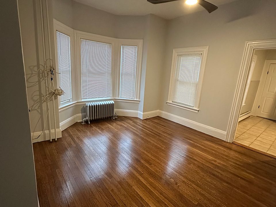 1st image of 32 Summer St APT 1