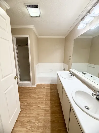 728 W San Antonio St #A — Photo 8