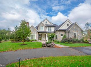 1011 Kent Rd, Wilmington, DE 19807