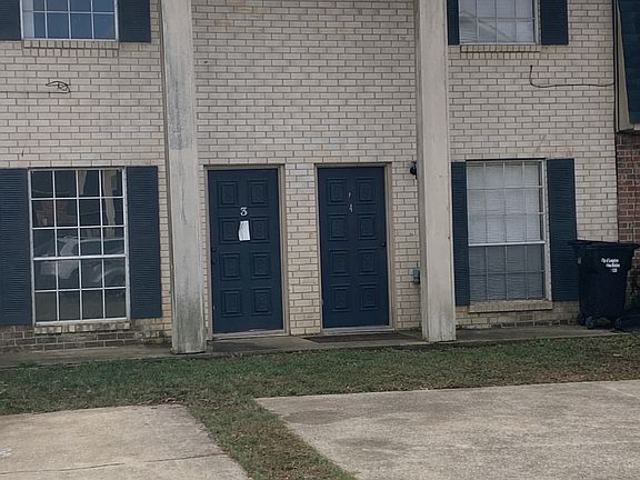 2nd image of 3731 Kriss Dr APT 4