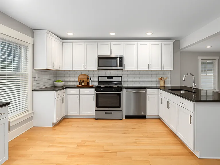 261 Eastern Ave SE #2 — Photo 3