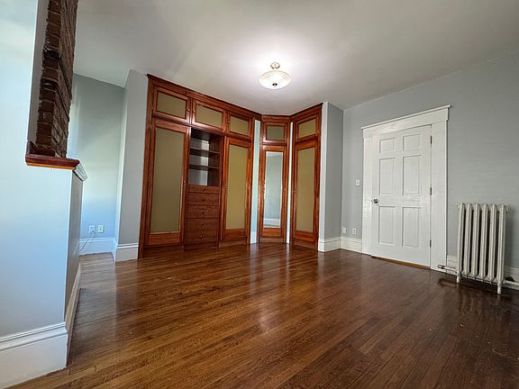 4th image of 12 Bradbury Ave #2