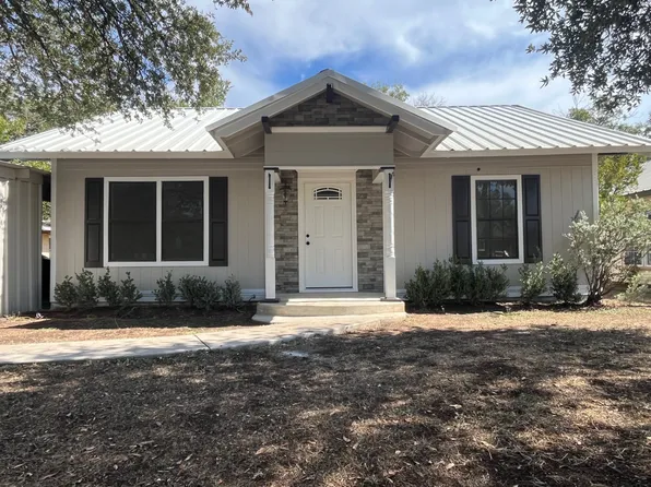 1010 Avenue K, Brownwood, TX 76801