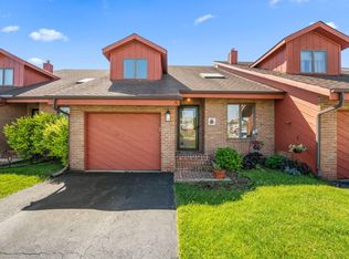 145 Plum Creek Dr, Schererville, IN 46375