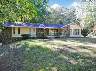 8713 Southampton Dr, Raleigh, NC 27615