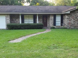 8623 Skinner Ln, Silsbee, TX 77656