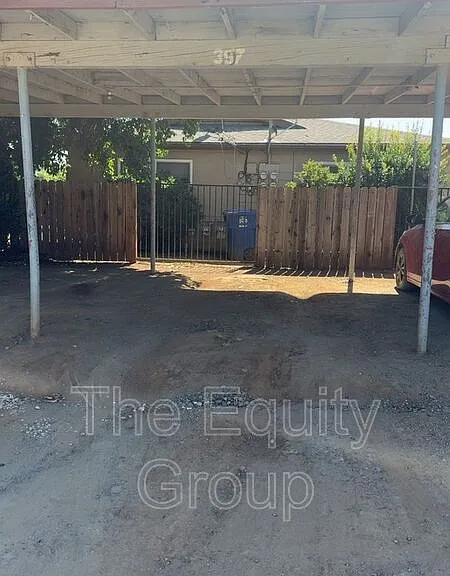 397 N Valencia Blvd — Photo 9