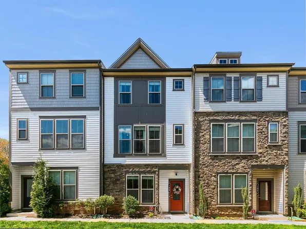 109 Tolocka Ter NE, Leesburg, VA 20176