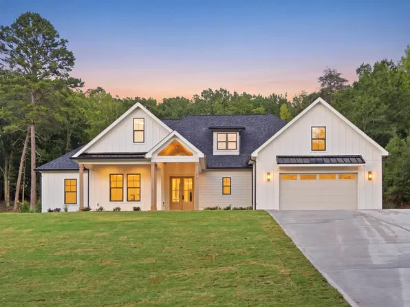 22 Jesse Ct, Taylors, SC 29687