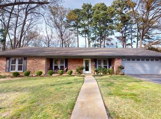 619 Ruthlynn Dr, Longview, TX 75605