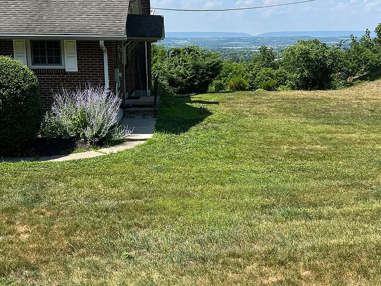 406 Paxinosa Rd E — Photo 2