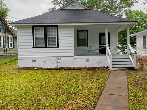 30 N Broad St, Porterdale, GA 30014