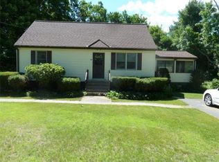 17 Sandy Pond Rd, Ayer, MA 01432