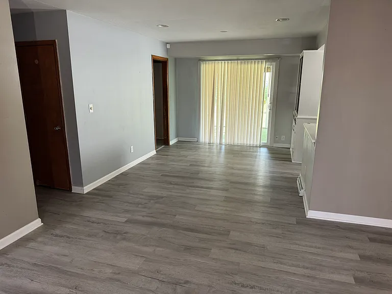 724 Hoban Ave — Photo 8