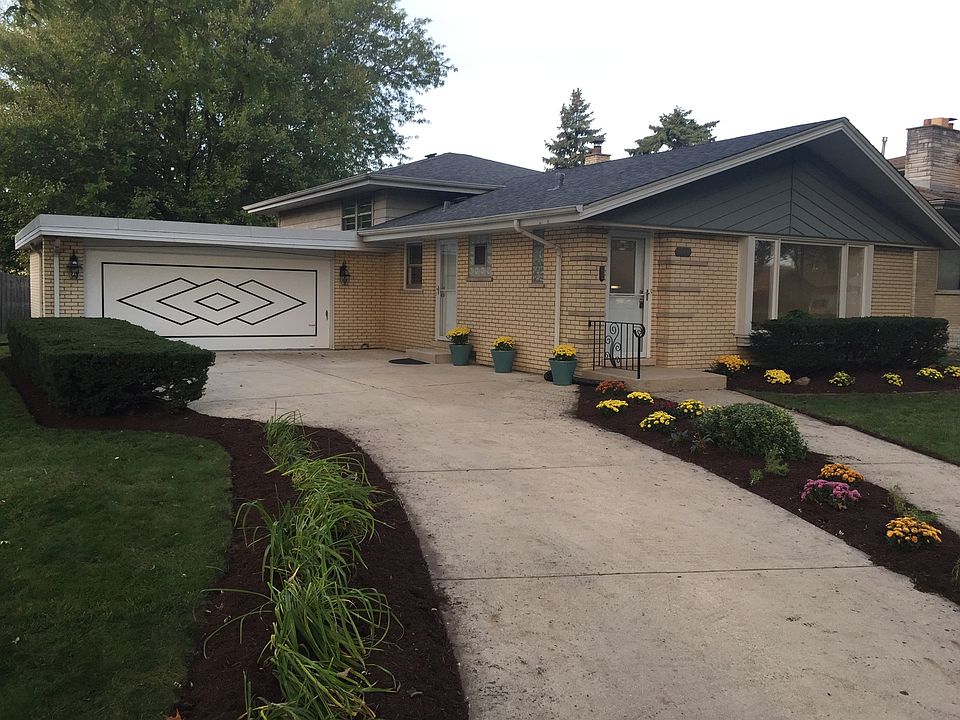 1st image of 9144 Kedvale Ave #0
