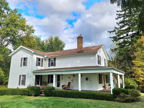 3570 Leacock Rd, Edinboro, PA 16412