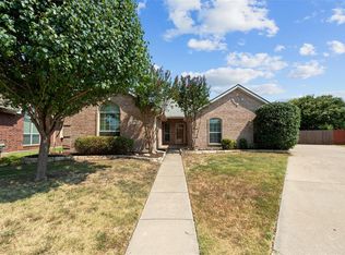 4504 Pine Grove Ln, Fort Worth, TX 76123