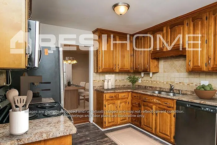 3 bed, 2.0 bath, 1614 sqft, $1,720 — Photo 2
