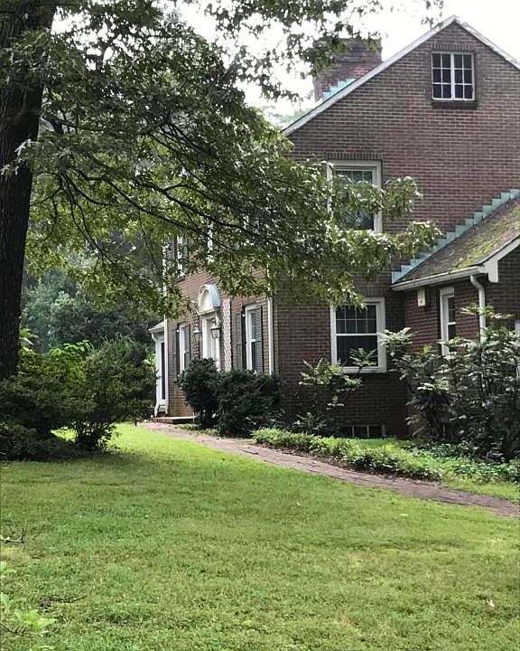 1st image of 5518 Crestwood Dr