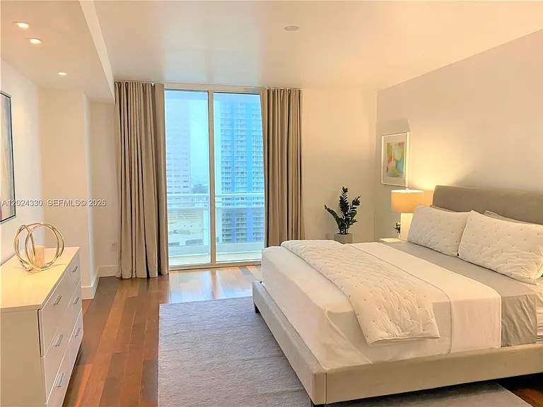 901 Brickell Key Blvd #2006 — Photo 19