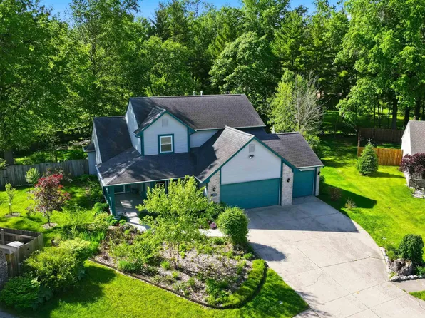 5404 Stonehill Ct, Fort Wayne, IN 46835