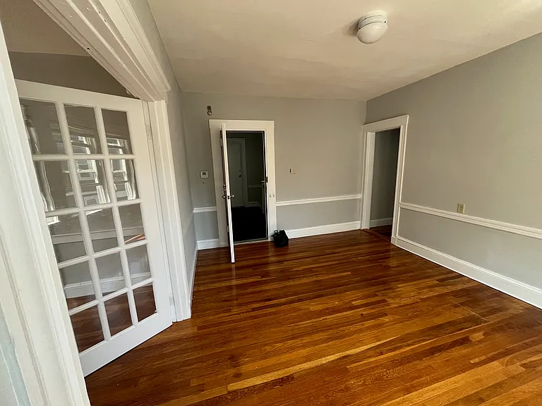 3 Bardwell St #2 — Photo 5