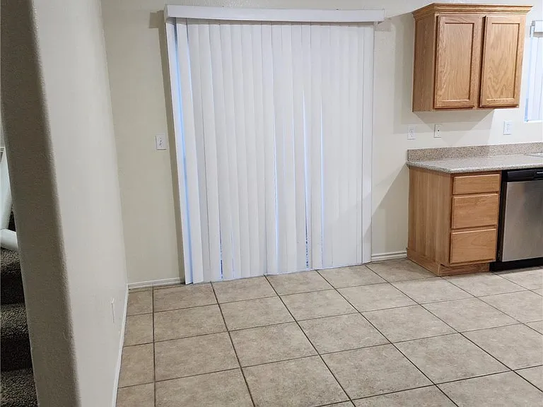 11901 Fairfax Ridge St — Photo 7