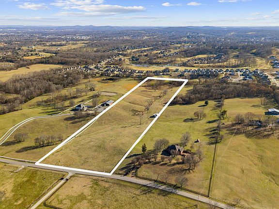 2nd image of 2764 Horn Springs Rd