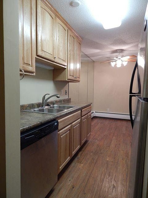 1st image of 1015 11th Ave S APT 4