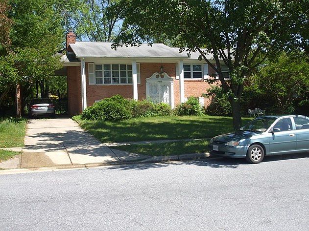 2nd image of 9408 Pin Oak St