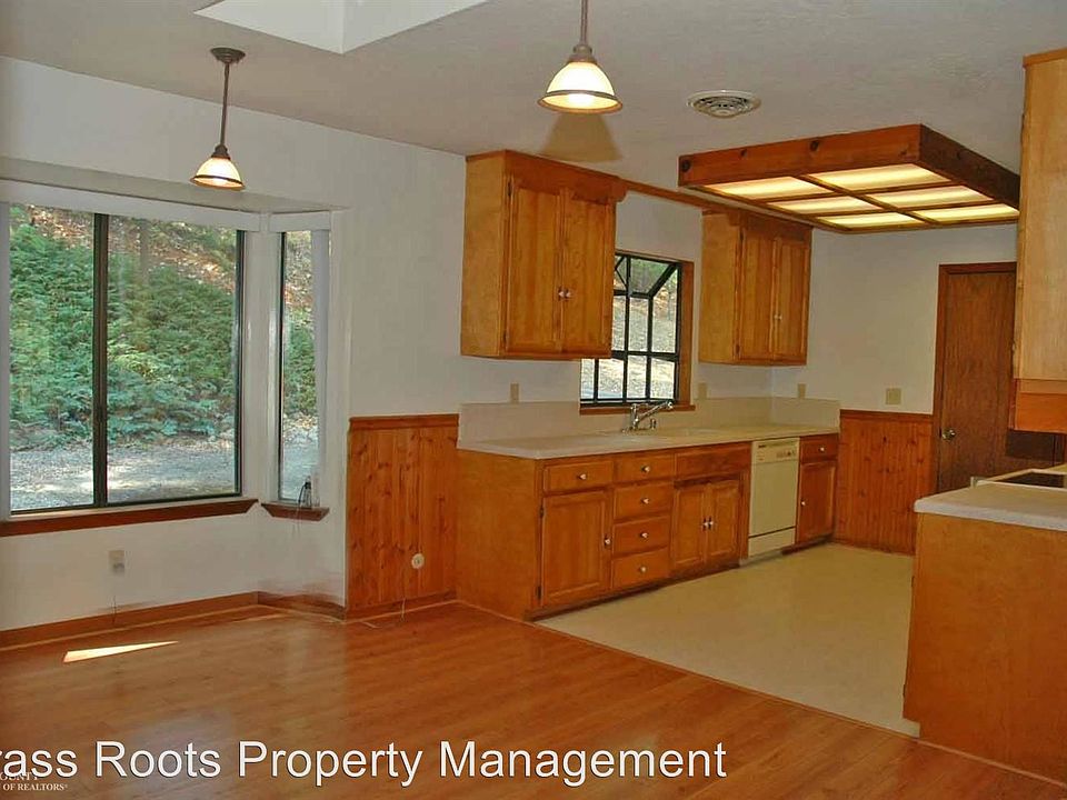 2nd image of 11702 Francis Dr
