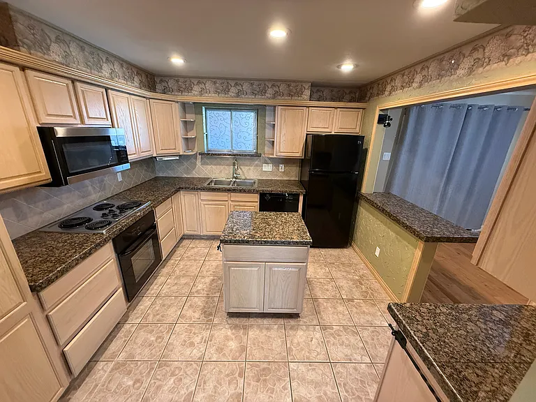 8618 Baltimore Dr #102 — Photo 11